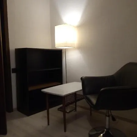 Apartment Niezwykly Apartament, Inny Niz Wszystkie Wroclaw